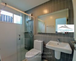 Townhome for rent near Mega Bangna , Greatest location in the area Indy 2 Bangna-Ramkhamhaeng 2 just a few steps away from the clubhouse.