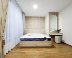 For rent: 2-story townhome in the Pleno Sukhumvit-Bangna 2, Good location, just 3 minutes from Mega Bangna. Fully furnished, with an awning in front of the house. Flooring and a roof for the awning at the back of the house. ready to move in.