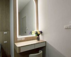 For rent: 2-story townhome in the Pleno Sukhumvit-Bangna 2, Good location, just 3 minutes from Mega Bangna. Fully furnished, with an awning in front of the house. Flooring and a roof for the awning at the back of the house. ready to move in.